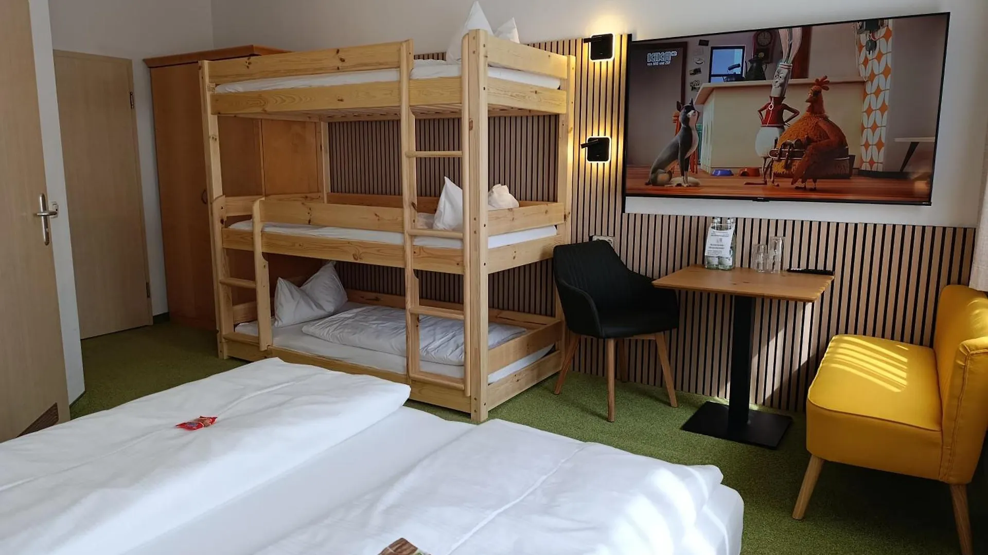 Oda ve Kahvaltı Familienhotel Nahe Der Therme Erding